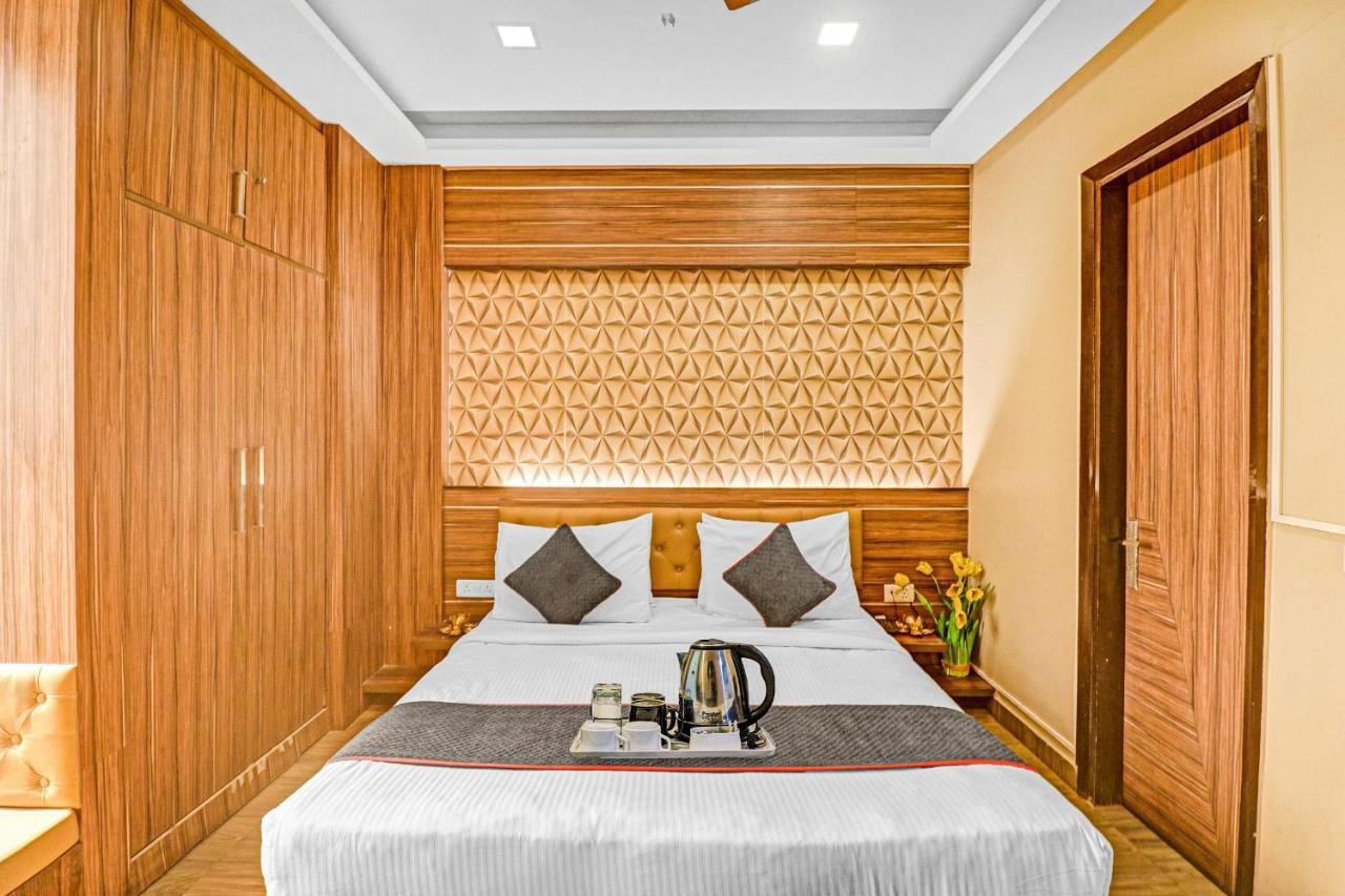 Hotel Townhouse 450 Dwarka Delhi  Exterior foto